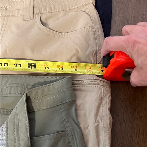 Women's Eddie Bauer short $12 each or discount for multiple purchase - Picture 6 of 16